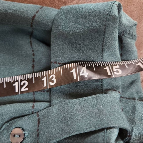 Green , Fortune and Ivy blouse - Picture 9 of 13